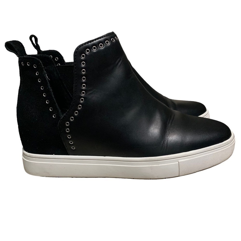 Chelsea & Violet shoes Milo black leather suede grommet hidden wedge sneaker 7.5 - Picture 2 of 11